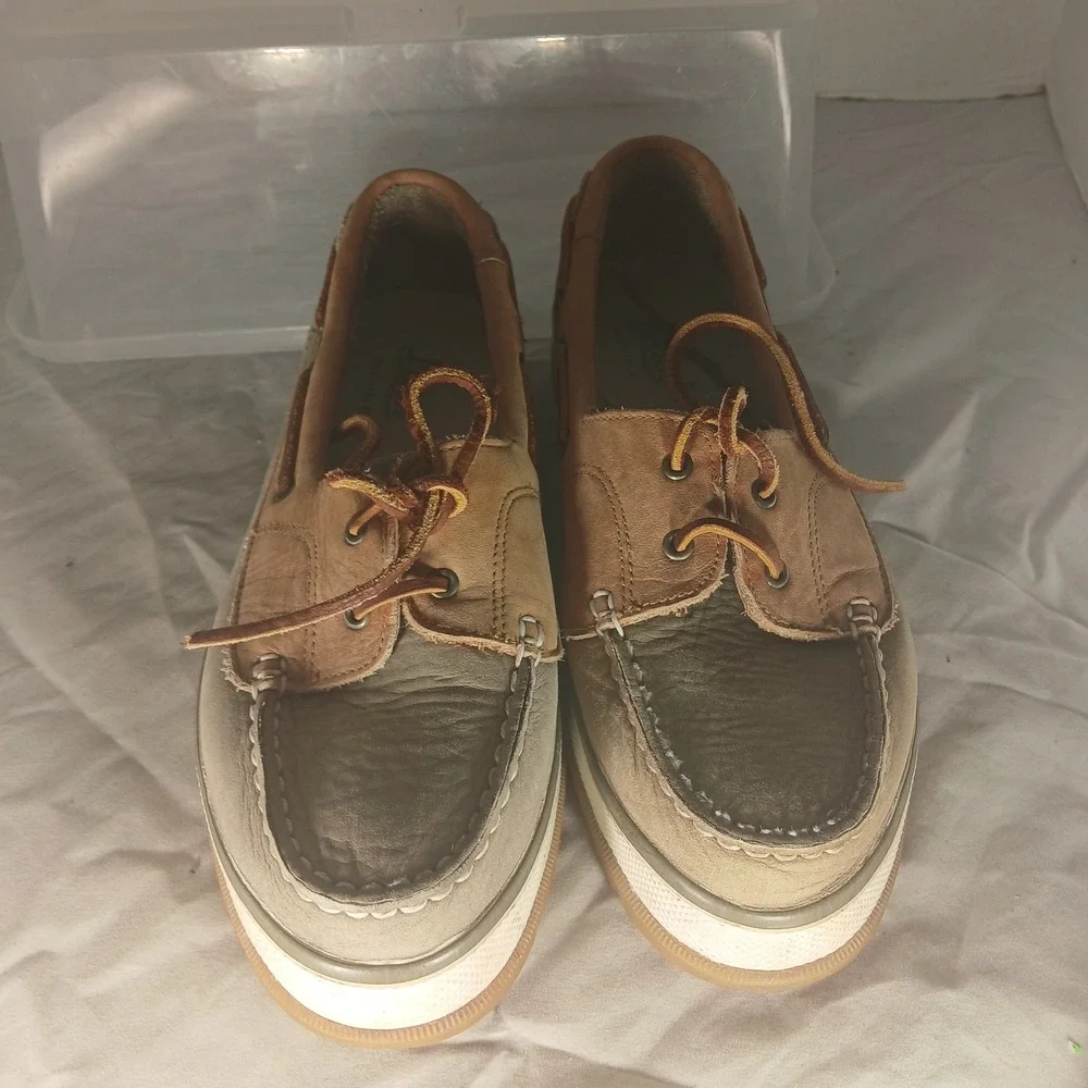 G H Bass Boat Shoes Moccasins Mens 9M Leather‎ Tan Gray Slip On